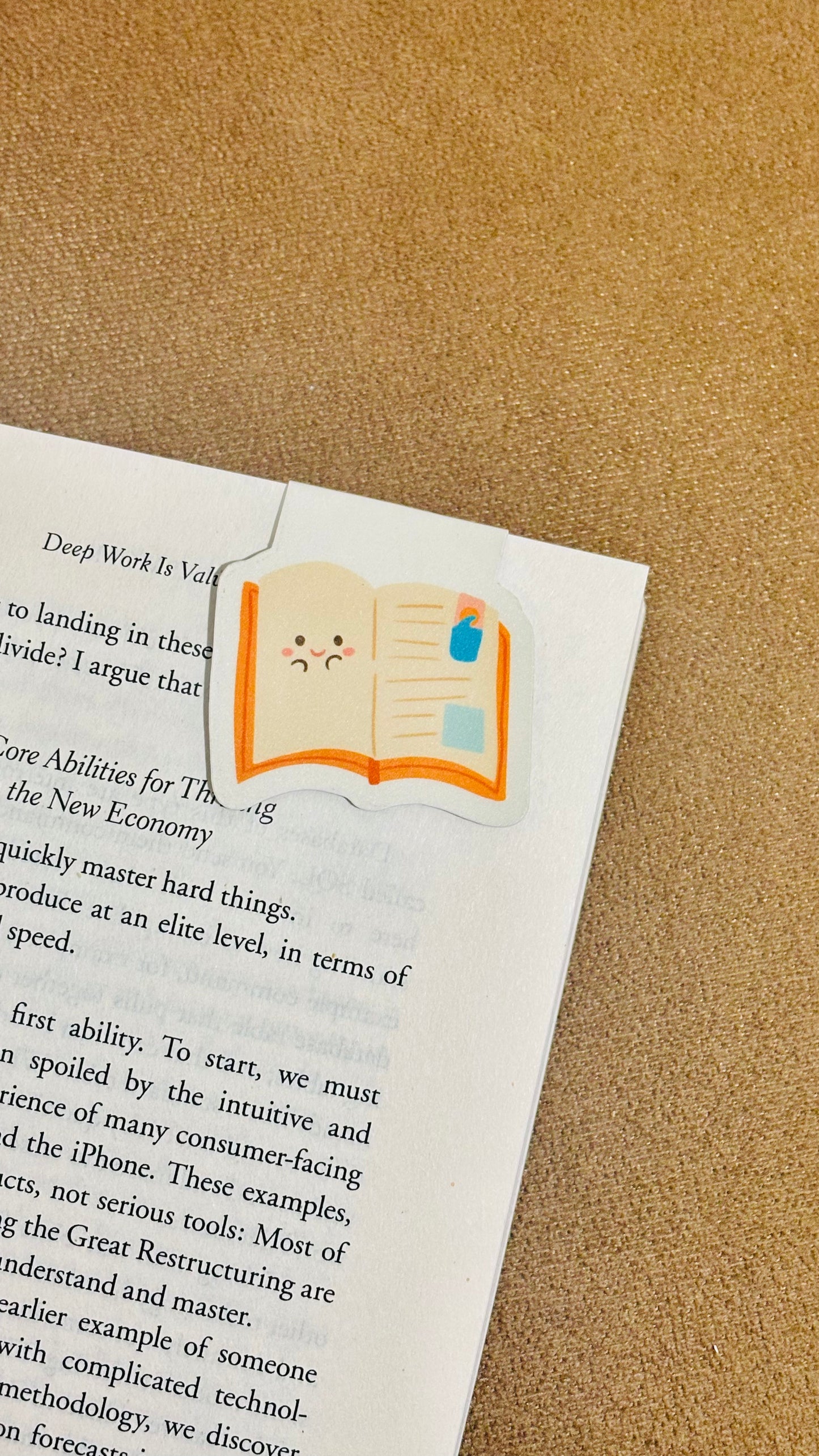 Magnetic Bookmark - Book and Ocean
